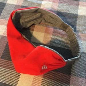 Lululemon reversible headband!